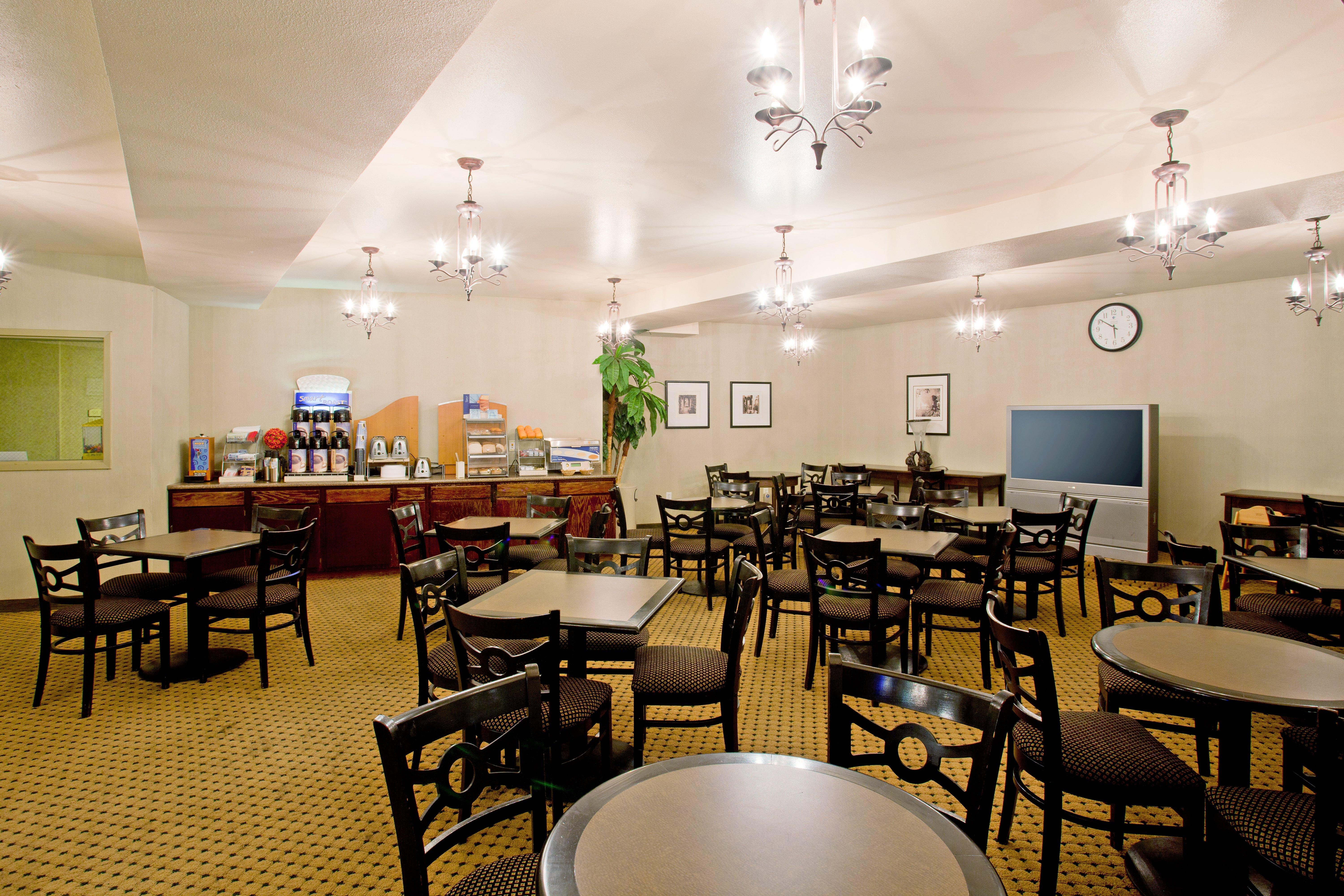 Hotel Marguerite South Anaheim - Garden Grove, Trademark Collection By Wyndham Garden Grove