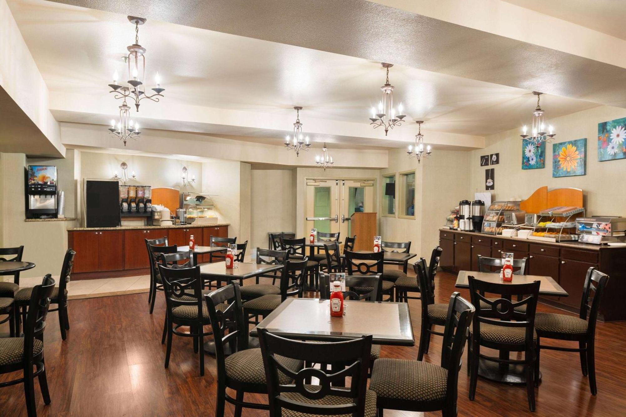 Marguerite South Anaheim - Garden Grove, Trademark Collection By Wyndham Hotel Garden Grove