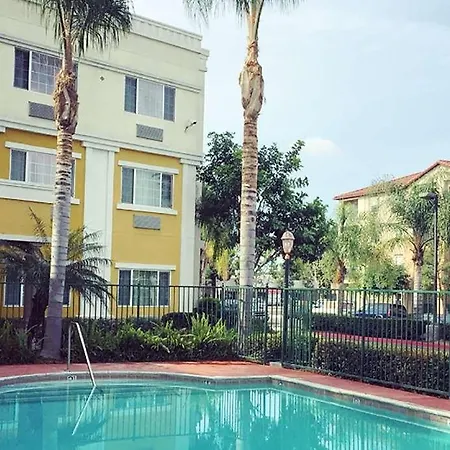 Hotel Marguerite South Anaheim - Garden Grove, Trademark Collection By Wyndham Garden Grove