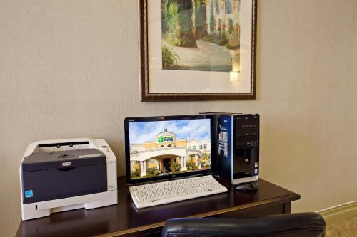 Marguerite South Anaheim - Garden Grove, Trademark Collection By Wyndham Hotel Garden Grove